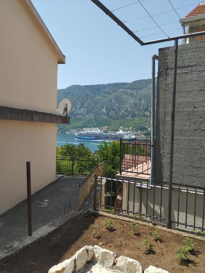 State Apartmants 2 Kotor Eksteriør billede